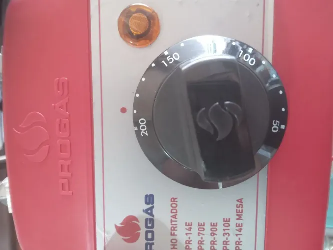 Fritadeira elétrica 7 litros marca da progas 200