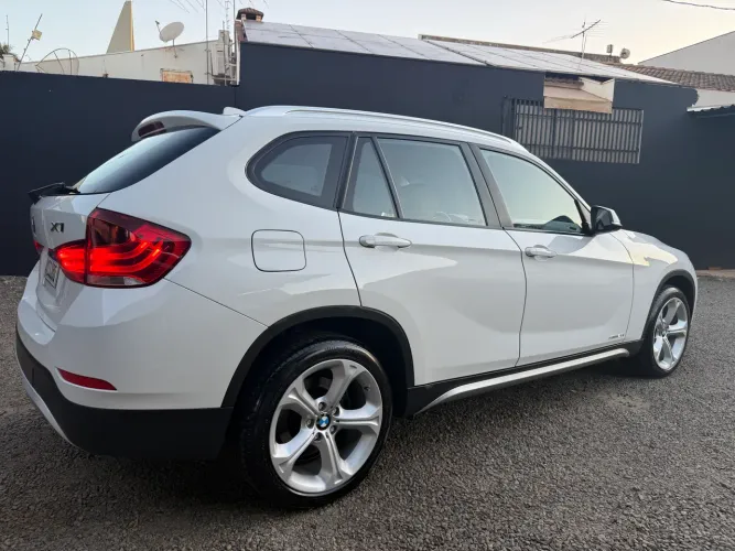 BMW X1 Sdrive 20I 2.0/2.0 TB Acti.flex Aut. 2013
