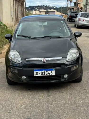 Fiat Punto Attractive Italia 1.4 F.flex 8V 5P 2013