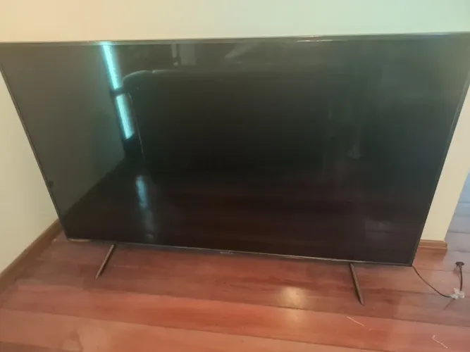TV SAMSUNG 4K, 75' + Mogino 