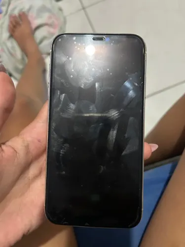 IPHONE 11-branco normal 128GB