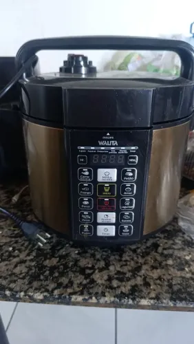 Panela de pressão elétrica