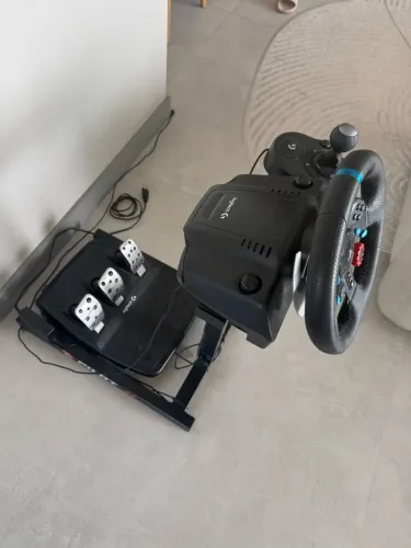 Kit Logitech G29 Completo - Volante, Pedais, Câmbio e Cockpit