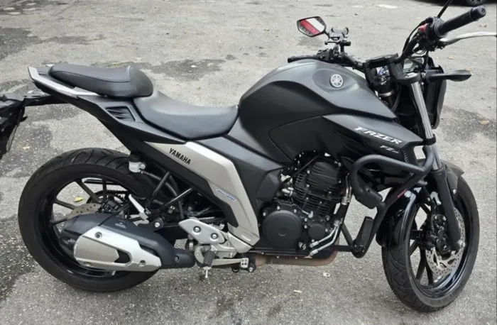 YAMAHA FZ25 FAZER ABS