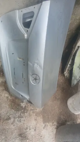 Tampa traseira jac j3