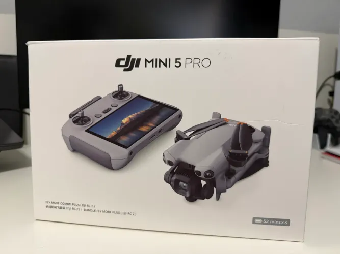 Drone DJI Mini 5 Pro Fly More Combo Plus com tela