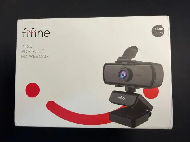 Webcam Fifine K420 2K (1440p) 30fps c/ Microfone e Tripé - Impecável