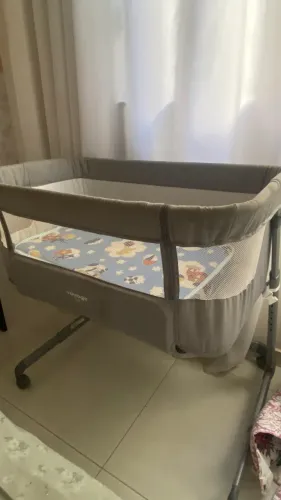 Berço portátil com colchão