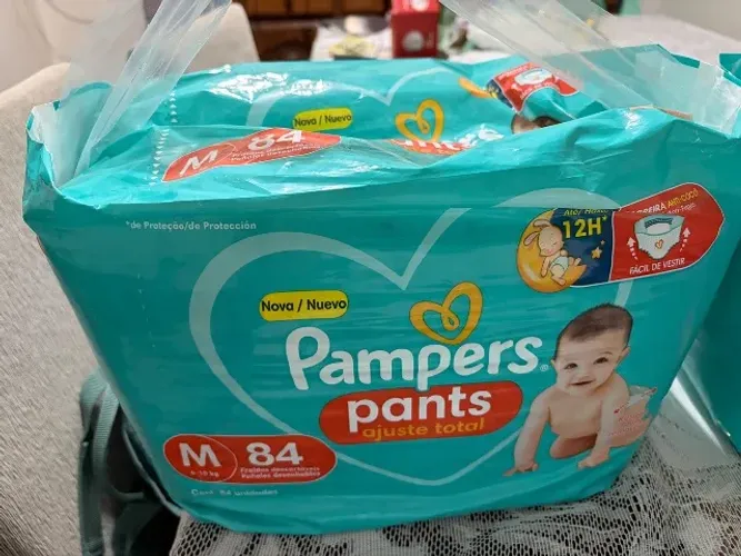Fralda Pampers Pants M 84 unidades