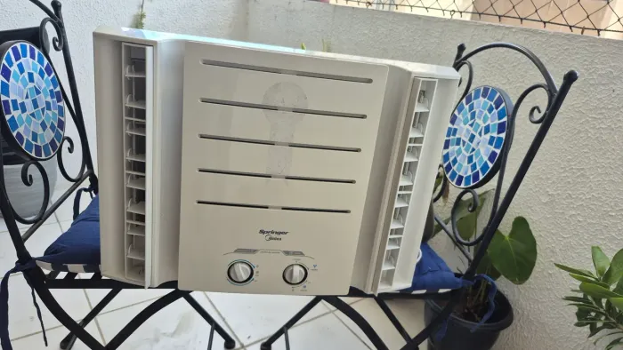 Ar-condicionado Springer Midea 7.500 BTUs