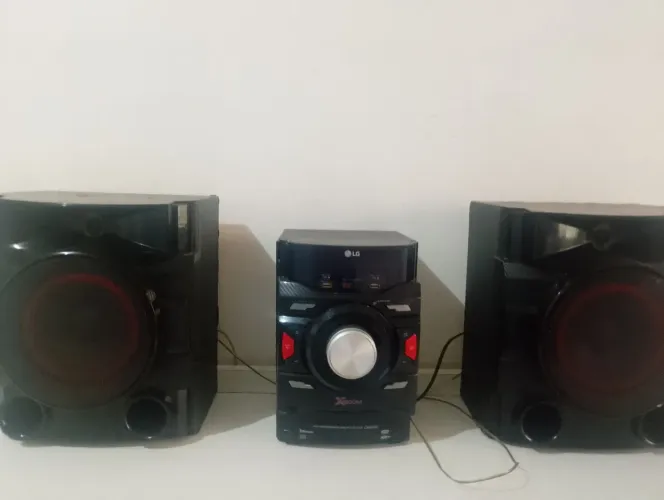LG XBOOM EXTREMAMENTE POTENTE