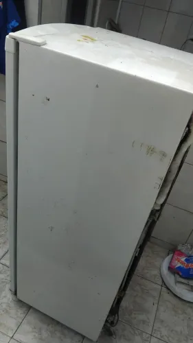 Geladeira usada