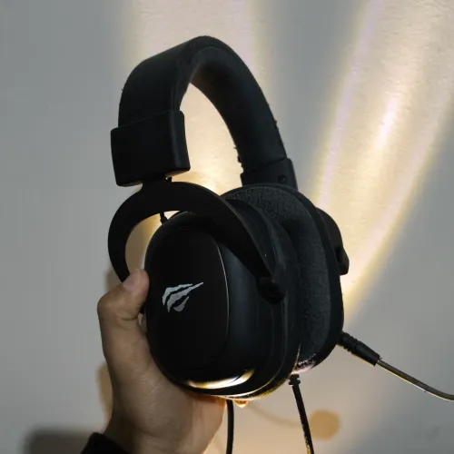 Fone de Ouvido Gamer com Microfone - Usado