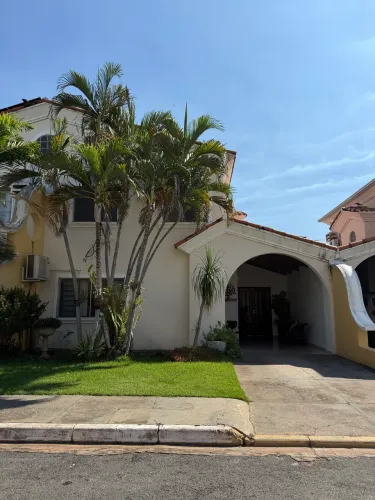 Sobrado Estilo Colonial