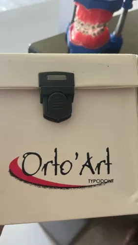 Manequim typodont de orto