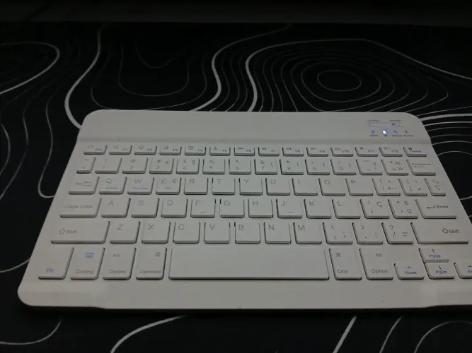 Teclado Branco Bluetooth