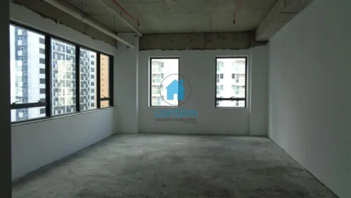 Sala para alugar em Barueri, Centro, com 96 m², Complexo Madeira