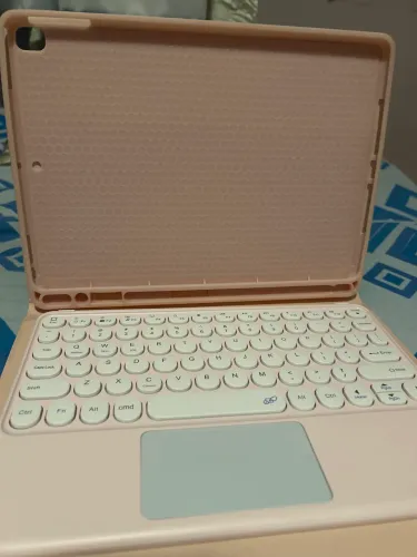 Capa teclado iPad 7,8 e 9