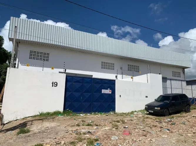 Valor de Super OPORTUNIDADE! Galpão com 600m² para VENDA - Bairro do Bessa - João Pessoa/P