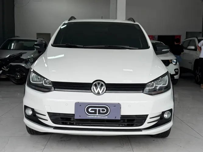 Volkswagen Fox Track 1.0 Flex 12V 5P 2016