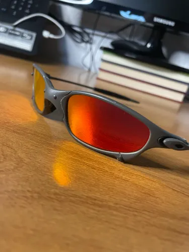 Oakley Juliet