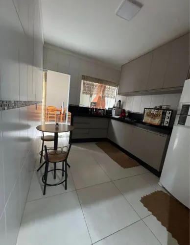 Vendo casa em Mogi Mirim / SP .