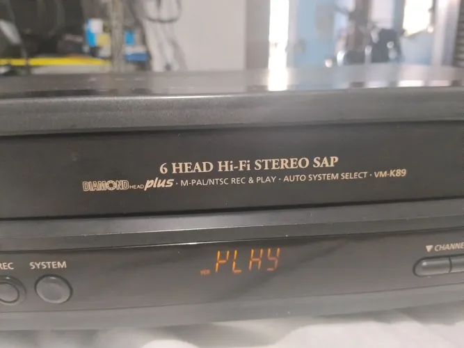 vídeo cassete Samsung HI-FI- VM-K89