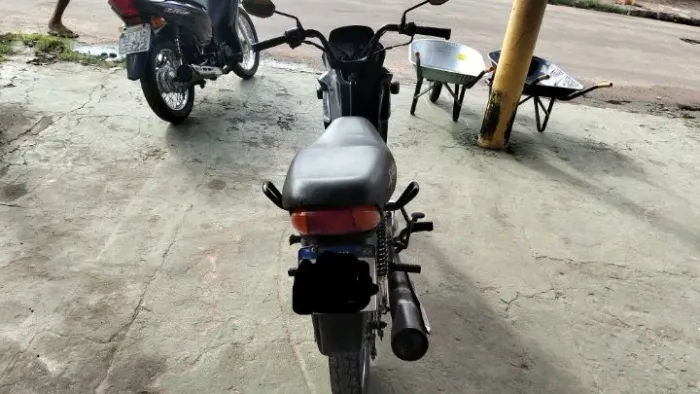 Vende-se Honda pop100