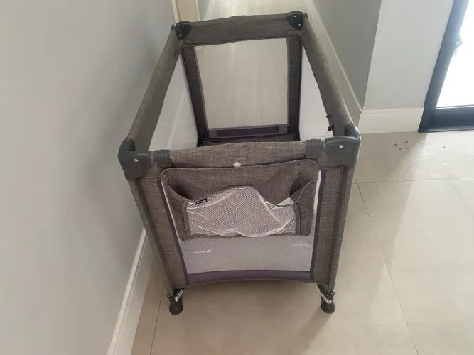 Berço Portátil Safety 1st, Berço Mini Play, Grey Denim