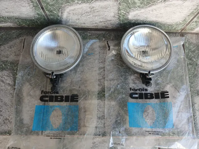Farol milha Fusca opala Escort gol