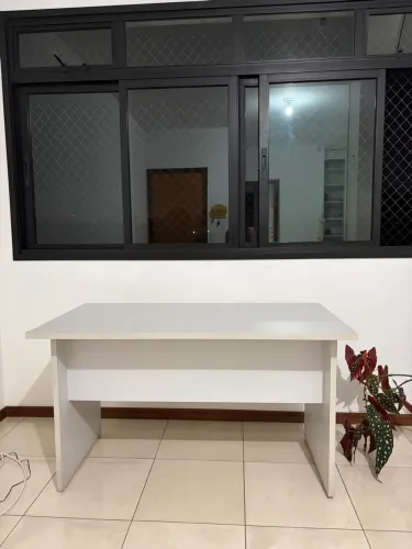 VENDO MESA DE ESTUDOS