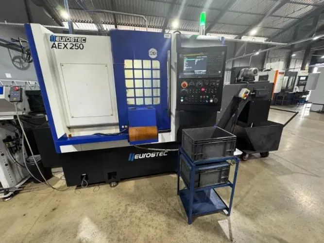 Torno Cnc Barramento Inclinado Torre + Gang Modelo: AEX 250