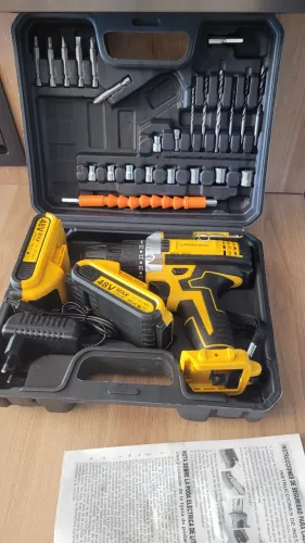 Parafusadeira a bateria 48v  Kit completo 