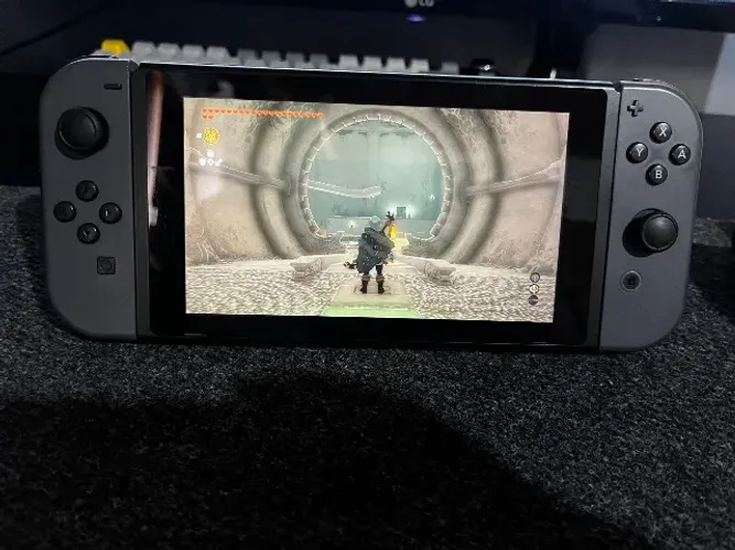 Nintendo Switch v2, acompanha bag para viagem e porta cartucho