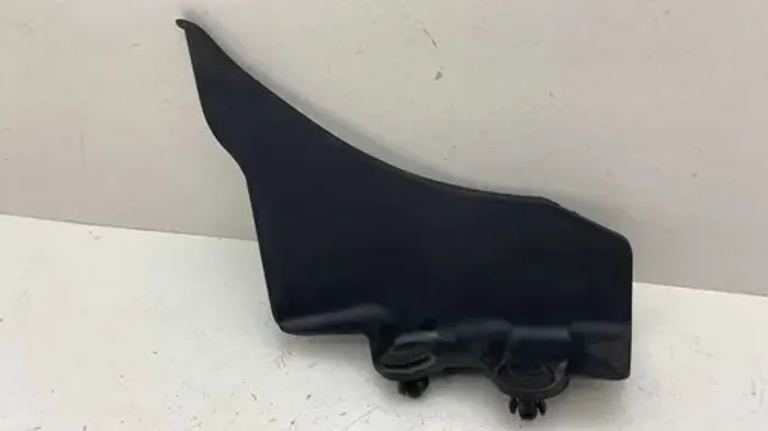 Moldura Esquerda Inferior Parabrisa Hyundai Ix-35 2015