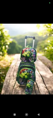 Kit mochila infantil HULK 