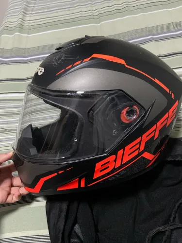 Capacete