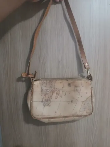 Bolsa Alviero Martini, feita na Itália primeira linha