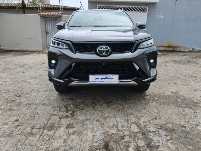 Toyota Hilux SW4 Diamond 2.8 TB 4X4 Die. Aut. 2022