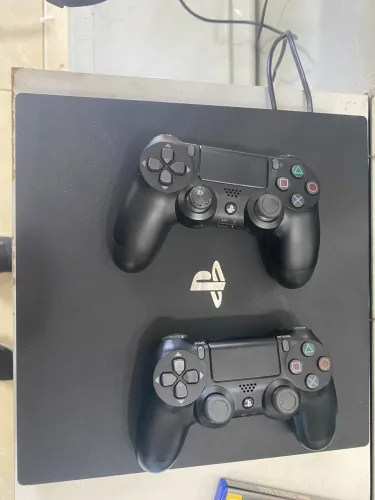 Play station 4 pro