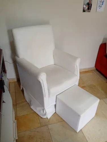 Poltrona com Balanço + Puff