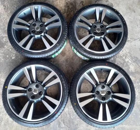 Rodas 17 Fiat pneus novos no lacre 