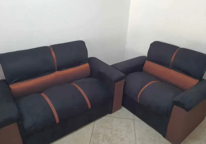 CONJUNTO DE SOFÁ 2 E 3 LUGARES ?