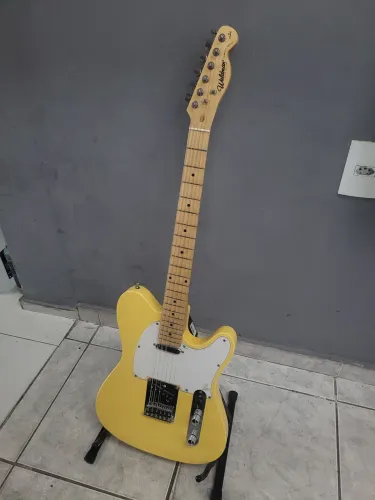 Guitarra Waldman - Telecaster amarela