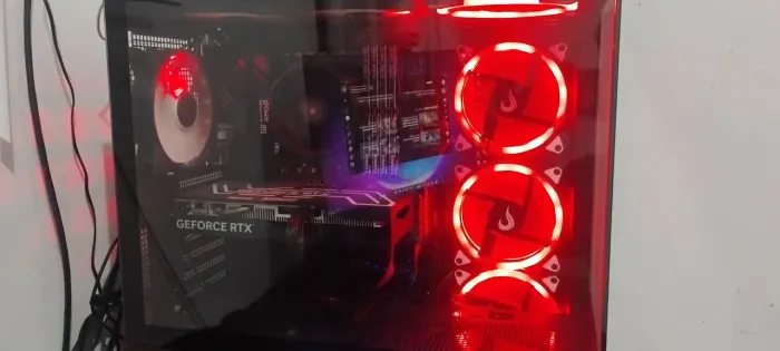 PC Gamer | RTX 4060, Ryzen 5 5600G, 32GB RAM, Fonte 1000W, Gabinete c/ Tela LCD