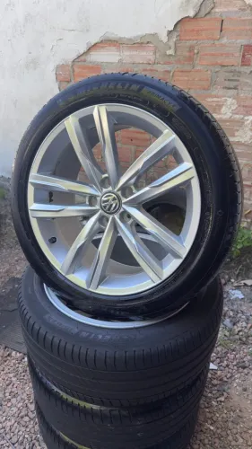 Jogo de Rodas VW Passat Aro 18 Original 5x112 | Golf GTI Jetta Tiguan Audi | Pneus Micheli
