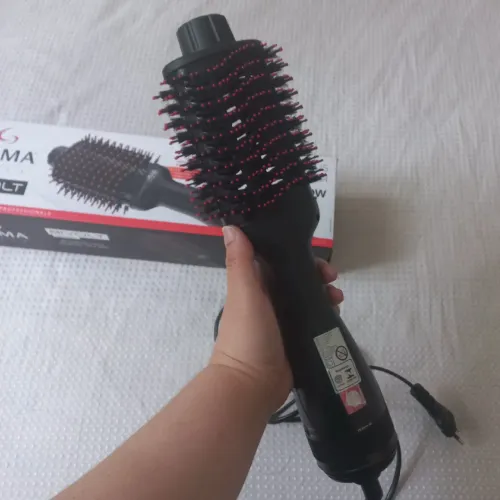 Escova secadora de cabelo