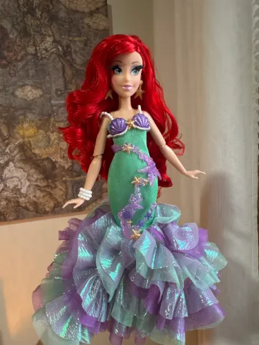 Boneca Ariel Style Series arara