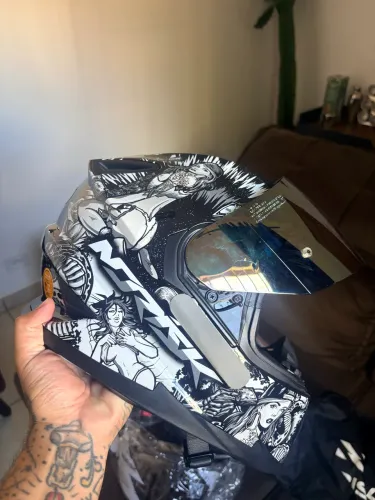 CAPACETE NORISK HOT GIRL