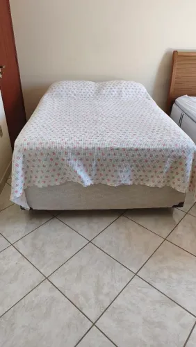 Cama Box de casal tamanho padrão
